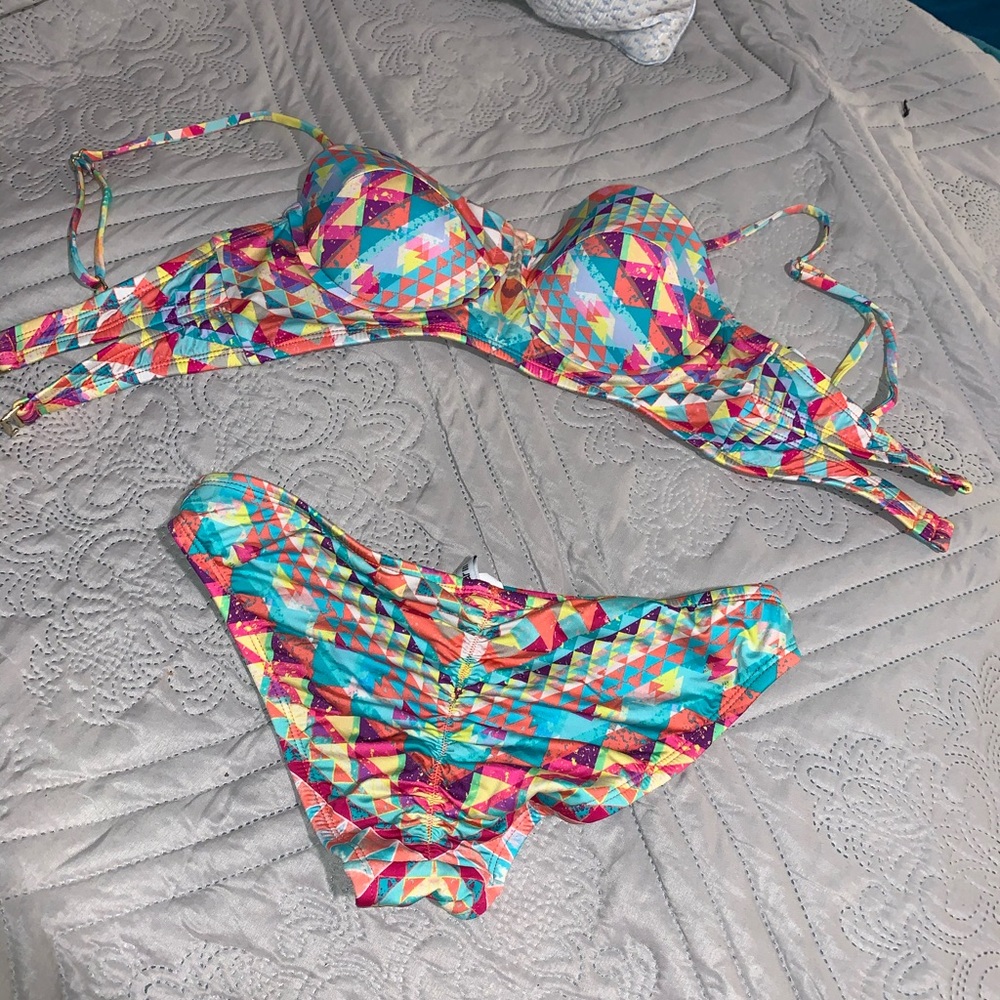 Bathing suit